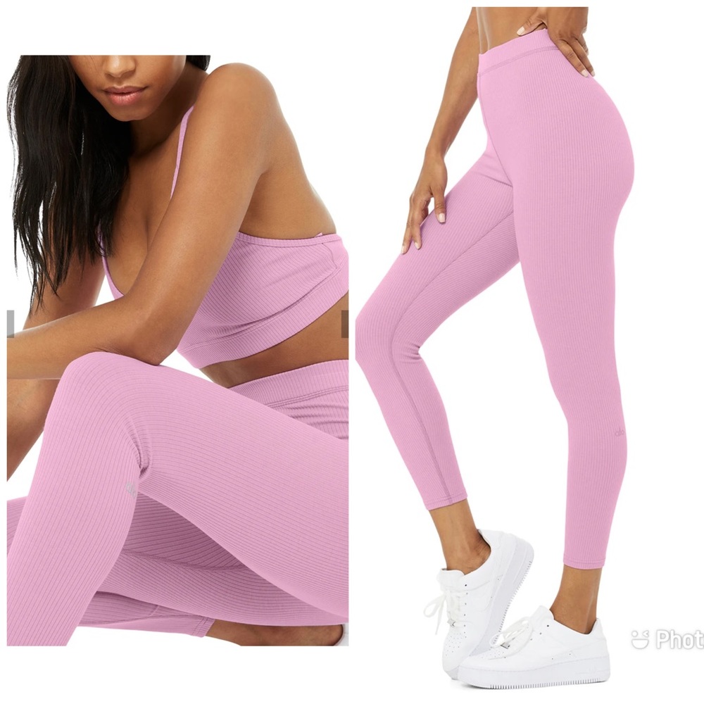 Alo- Ribbed High-Waist 7/8 Blissful Legging (pink/ lavender)- size S